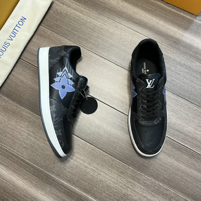 men LV shoes-006